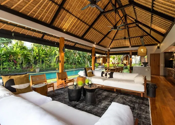 Wolfe By Finder Villa Seminyak (Bali)