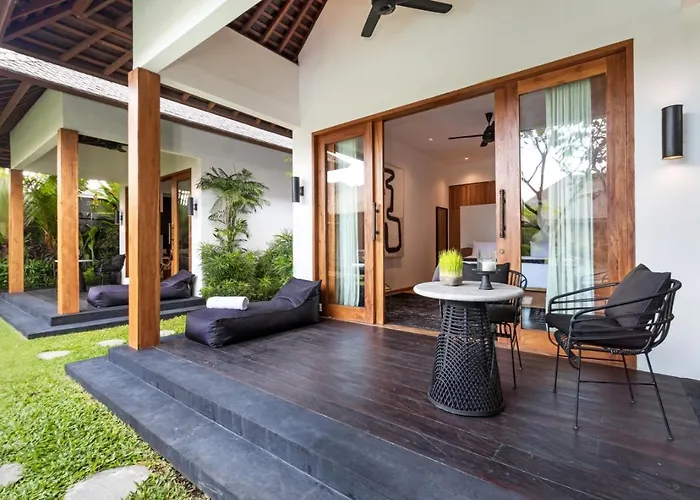 Wolfe By Finder * Seminyak (Bali)
