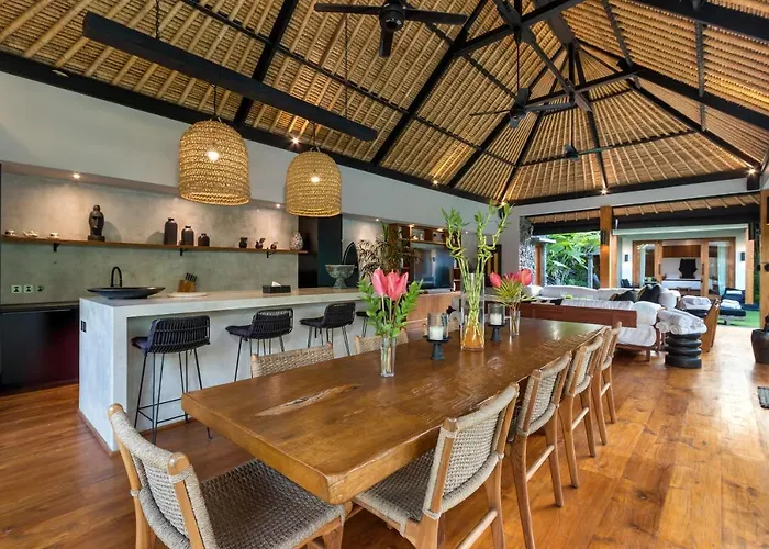 Villa Wolfe By Finder